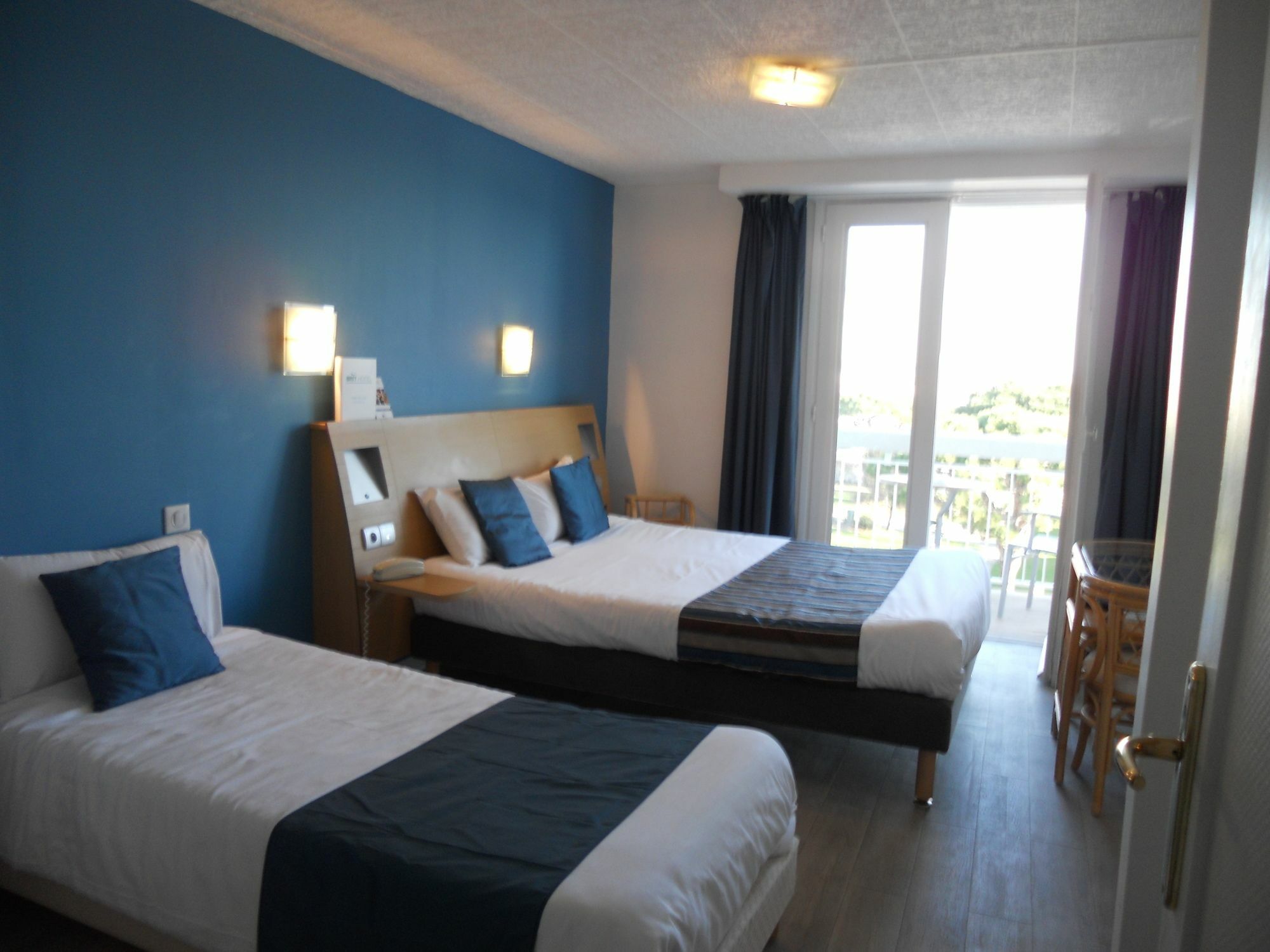 רויאן Brit Hotel Hermitage מראה חיצוני תמונה